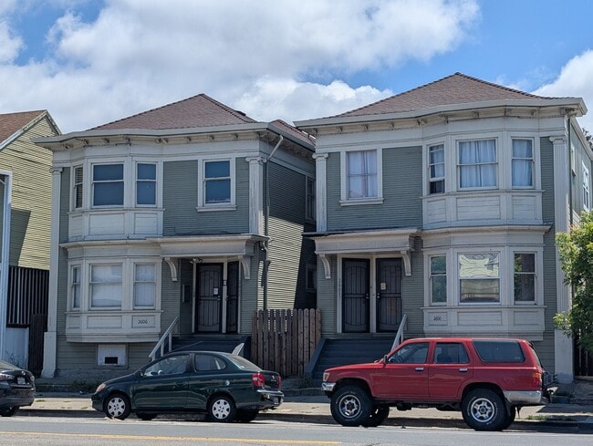 Building Photo - 2606 Martin Luther King Jr Way Unit 2606