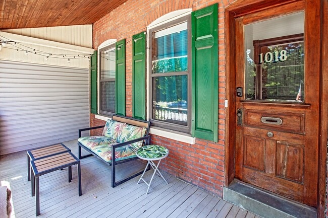 Photo - Charming and unique 3 bedroom, 3 bath townhome near Brandywine River and Zoo