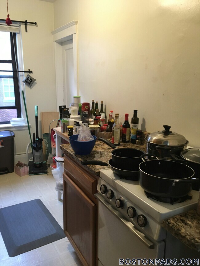 Photo - 349 Pleasant St Unit A3-6