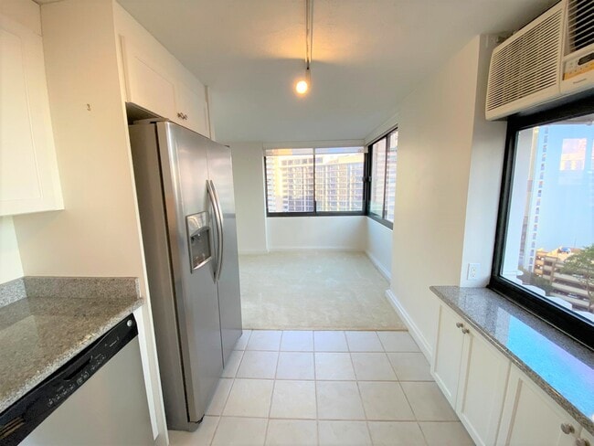 Photo - 343 Hobron Ln Unit 1403