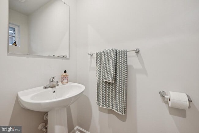 Photo - 81 Southwind Dr