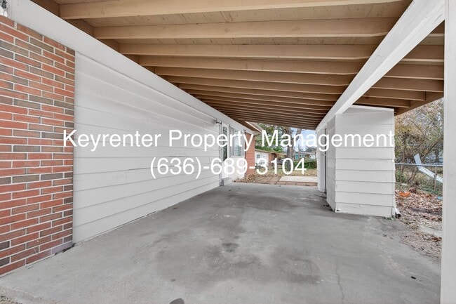 Photo - Updated 3-Bedroom Home with Fenced Yard in Florissant