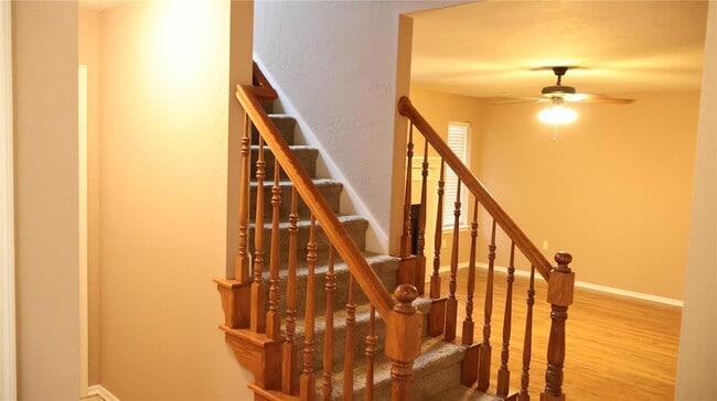 Photo - 847 Rambling Oaks Dr