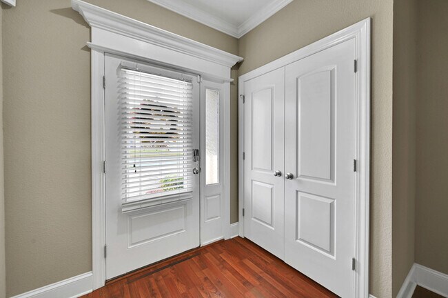 Photo - 2401 Dovedale Ct