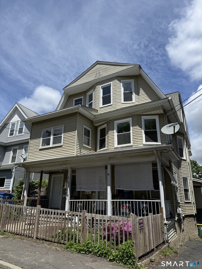 Building Photo - 82 Bunker Hill Ave Unit 3