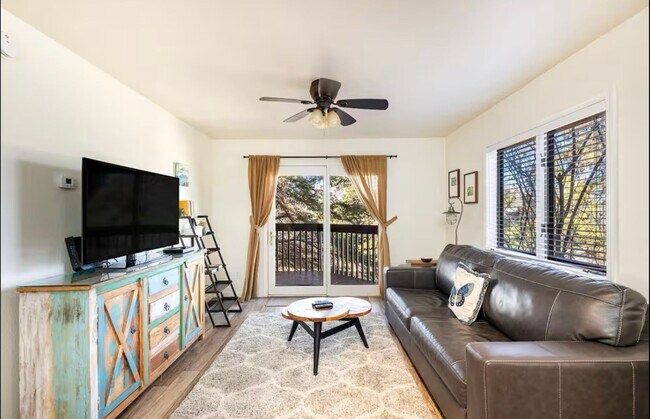 2645 Valley View Dr Unit 9117