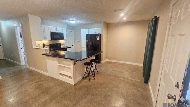 Photo - 8708 Montclair St