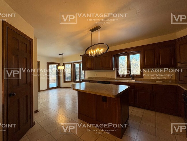 Photo - 1482 Parkway Dr