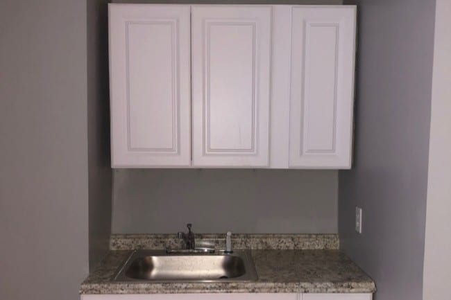 Building Photo - 8 Allen St Unit 2