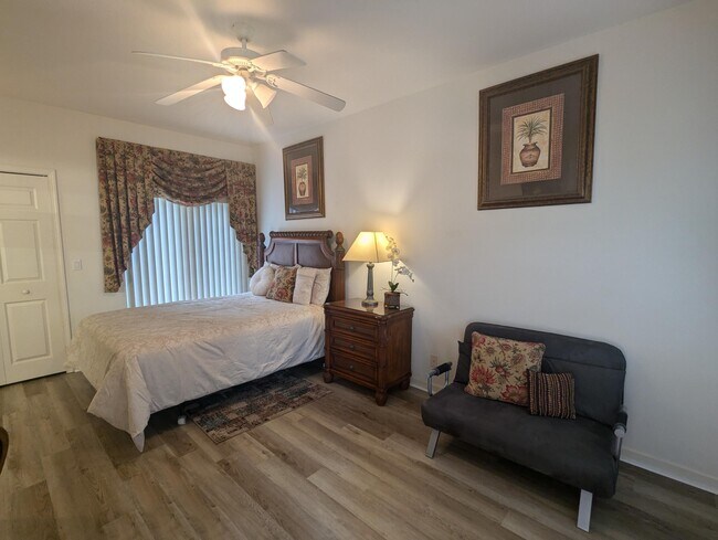 Photo - 8339 Mulligan Cir Unit B