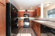 1x1 Deluxe w/Garage - 881 Sq Ft