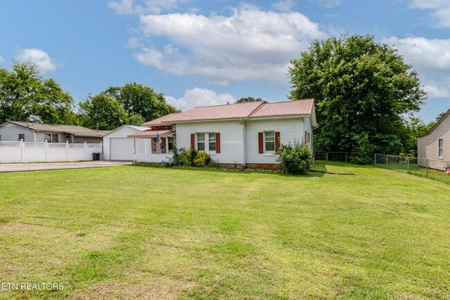 Photo - Maryville 37804 - 2 bedroom, 1 bath home w...