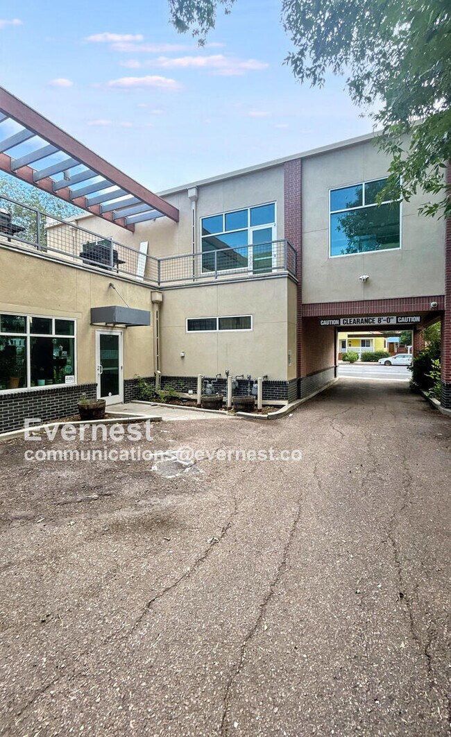 Photo - 1621 W Colorado Ave Unidad b