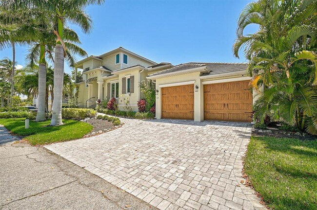 Photo - 830 Tarawitt Dr