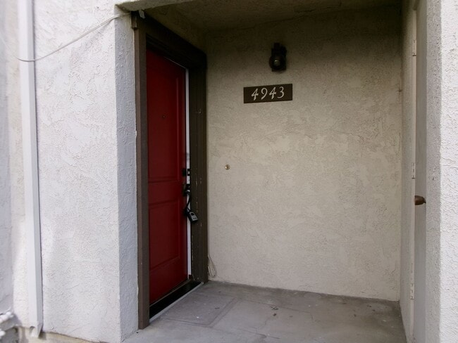 Building Photo - 4943 Embassy Way