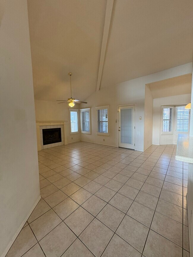 Photo - 12061 Meadow Gate Dr