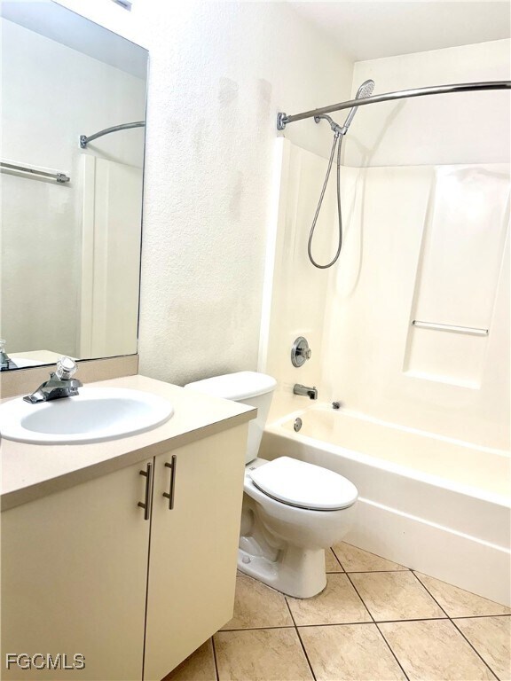 Photo - 912 Cape Coral Pkwy W