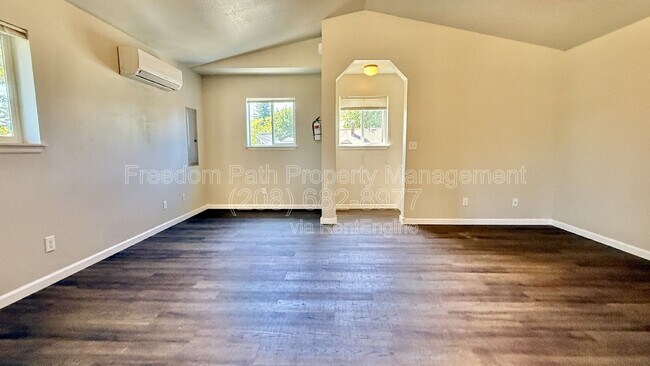 Photo - 1212 E Sherman Ave