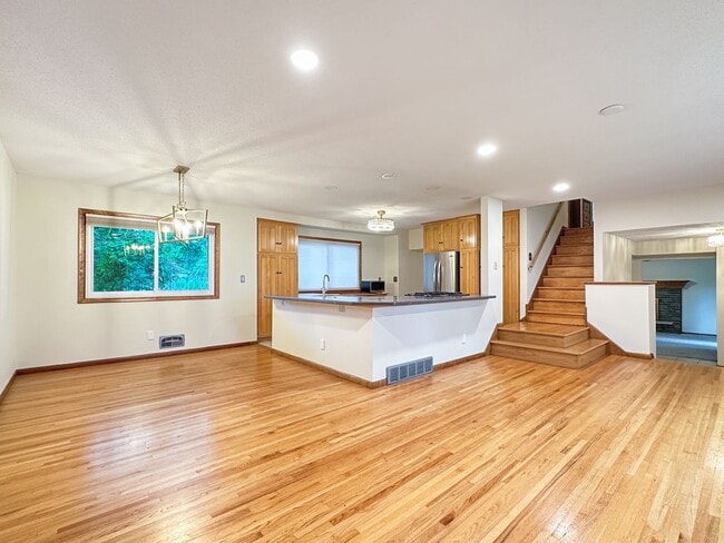 Photo - 3830 Union Terrace Ln N