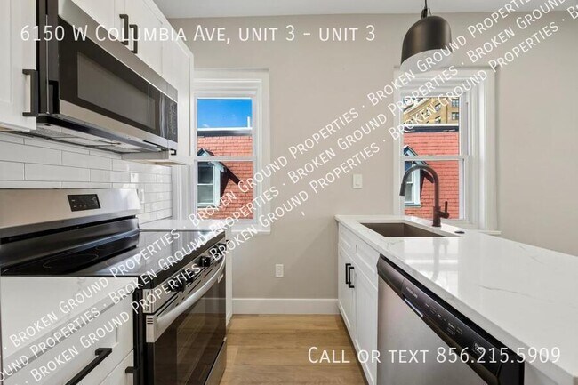 Photo - 6150 W Columbia Ave Unidad 3