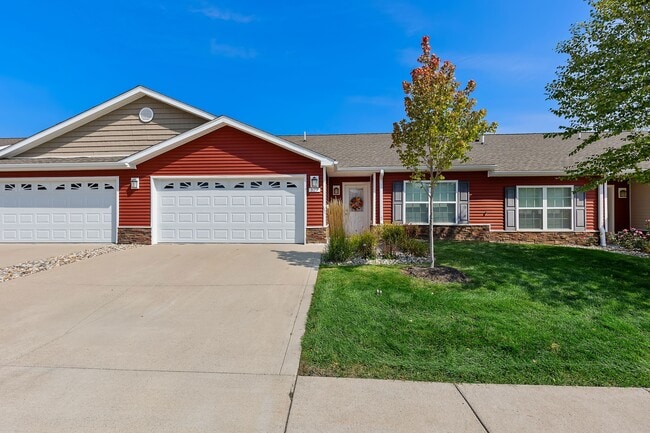 Photo - Redwood White Lake