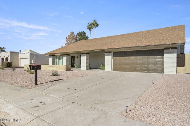 Photo - 1926 E Diamond Dr