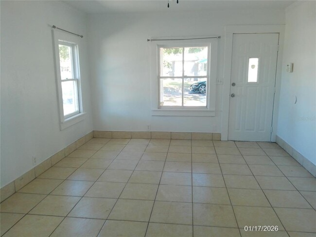 Photo - 1148 Oakhill St