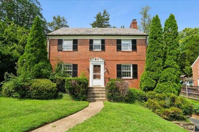 Photo - 9422 Locust Hill Rd