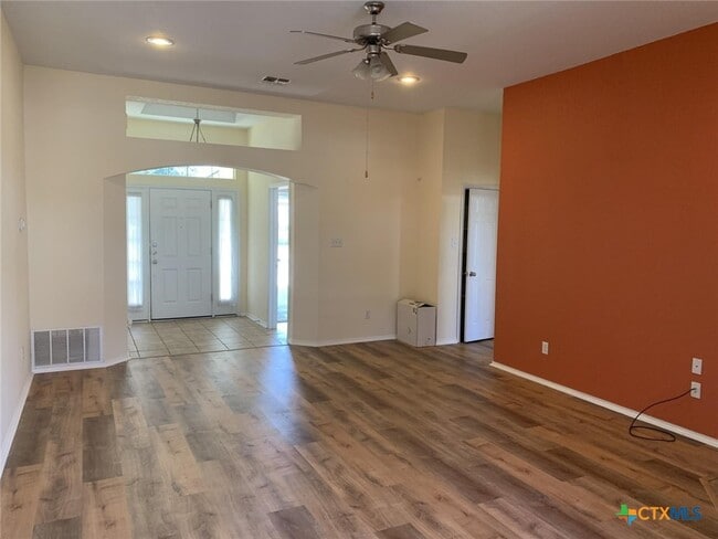 Photo - 2708 Butterfly Dr