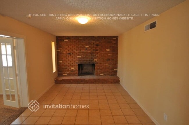 Photo - 9811 N 40th Dr