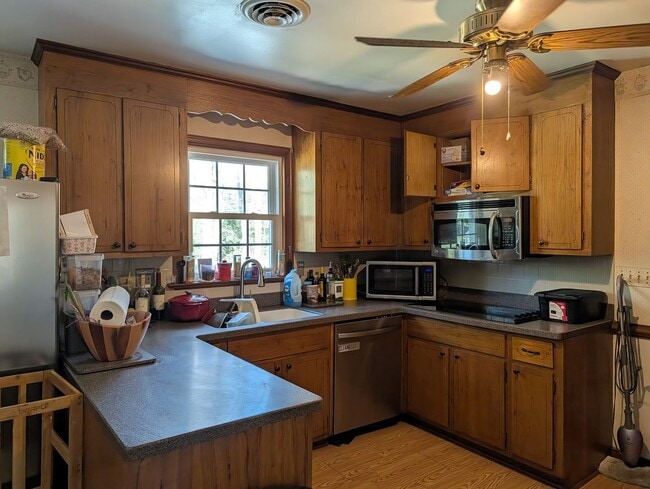 kitchen - 4416 Cochise Trl