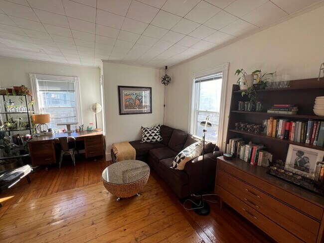 12 Hancock St Unit 2