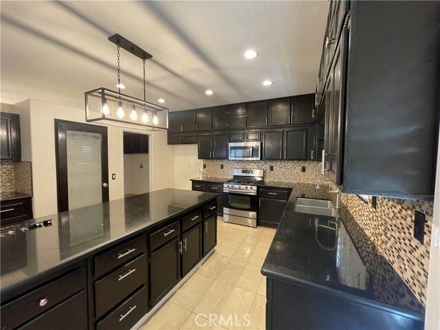 Building Photo - 83107 Greenbrier Dr