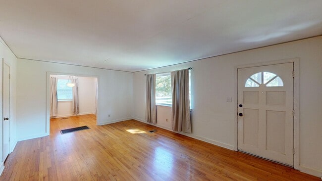 Photo - Cute 3 bedroom, 1 bath home tucked in a quiet cul-de-sac