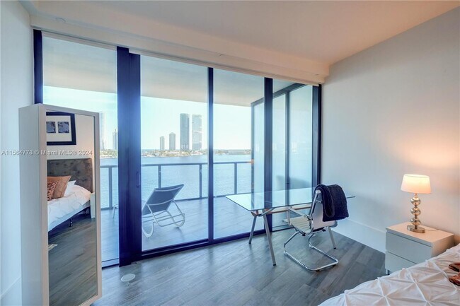 Photo - 5500 Island Estates Dr Unit # 504