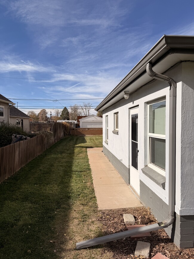 Photo - 2811 S Lincoln-2817 Unit 2817