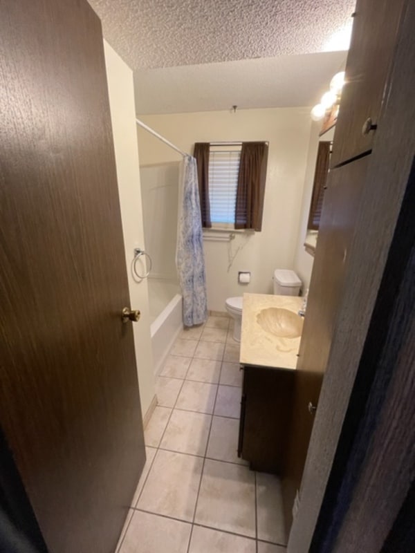 Photo - 909 E 24th Ave