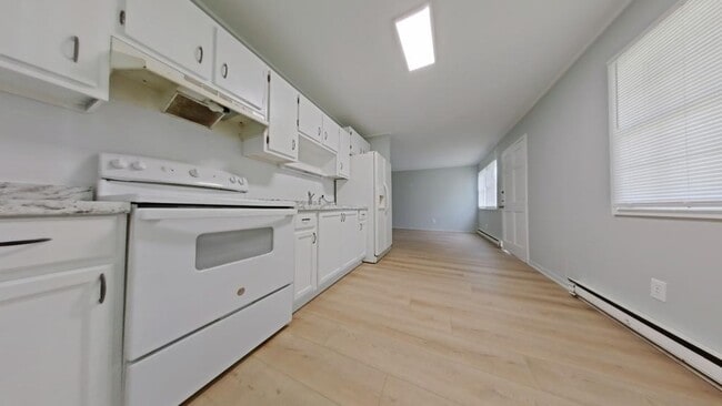 Photo - 914 Pine Cir Dr