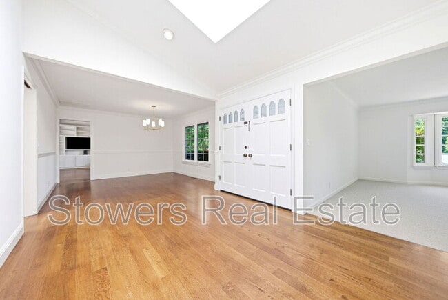 Photo - 31 Mott Dr