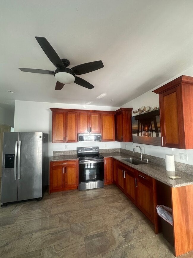 Building Photo - Hamakua Drive Joanne Unit Hamakua front  A Rental