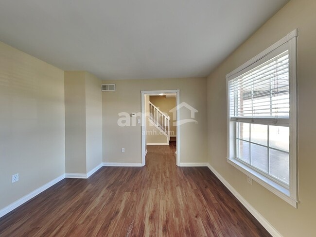 Photo - 1836 Clearbrook Dr