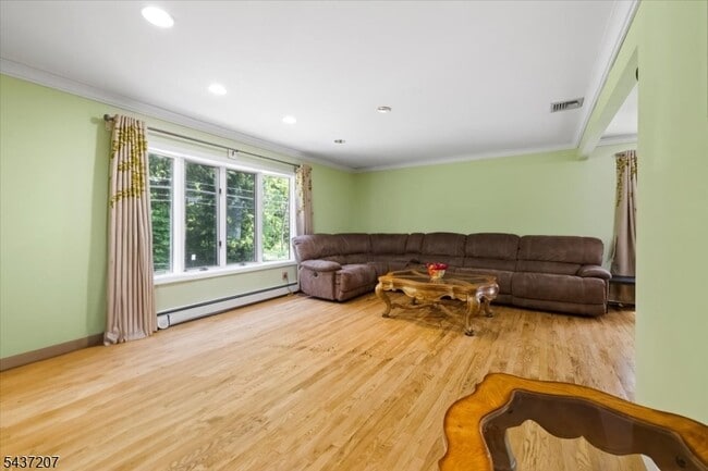 Photo - 286 Gilbert Ave