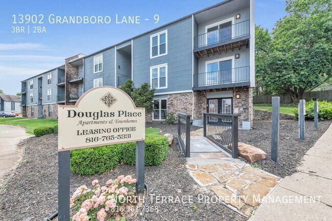 Charming Updated 3-Bed Apartment in Grandview - Charming Updated 3-Bed Apartment in Grandview