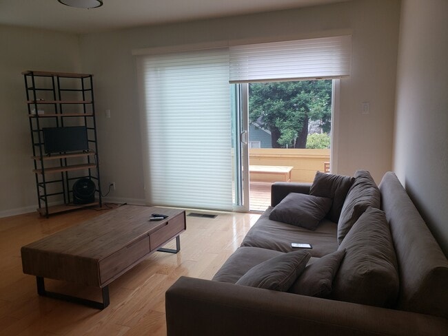 Photo - 962 Ferdinand Ave
