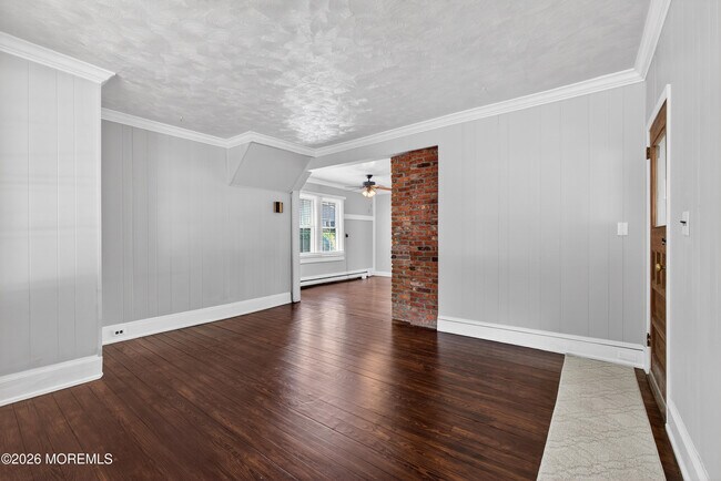 Photo - 21 Dover St Unit 1