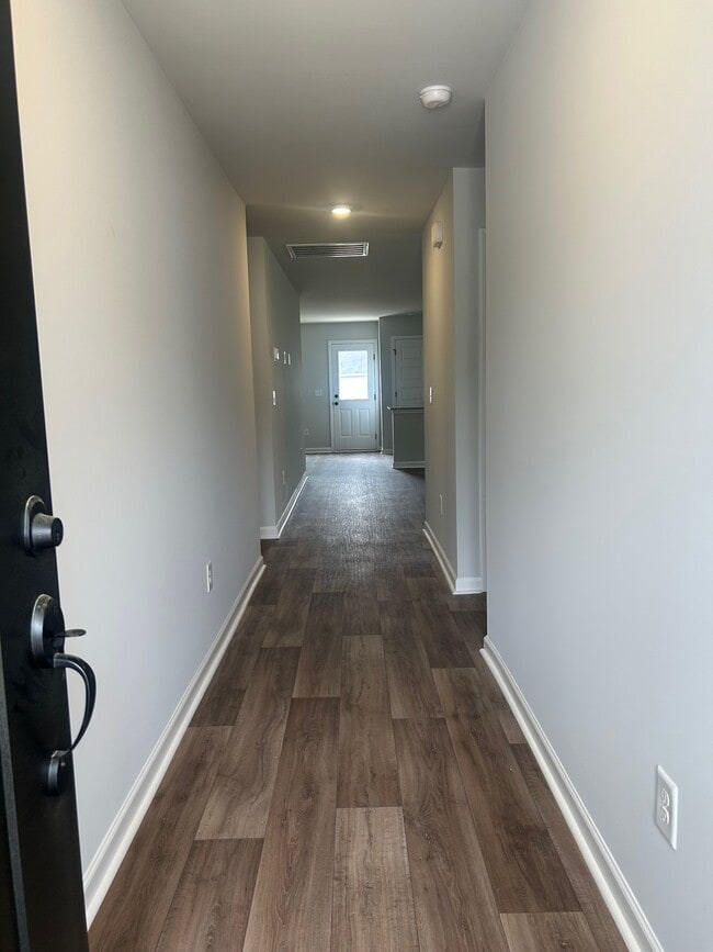 Photo - 1732 King Oaks Lp