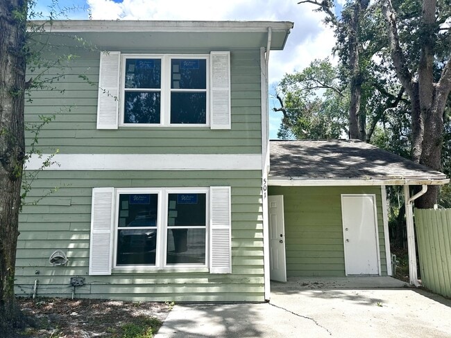 Building Photo - 501 Yellowwood Ct Rental