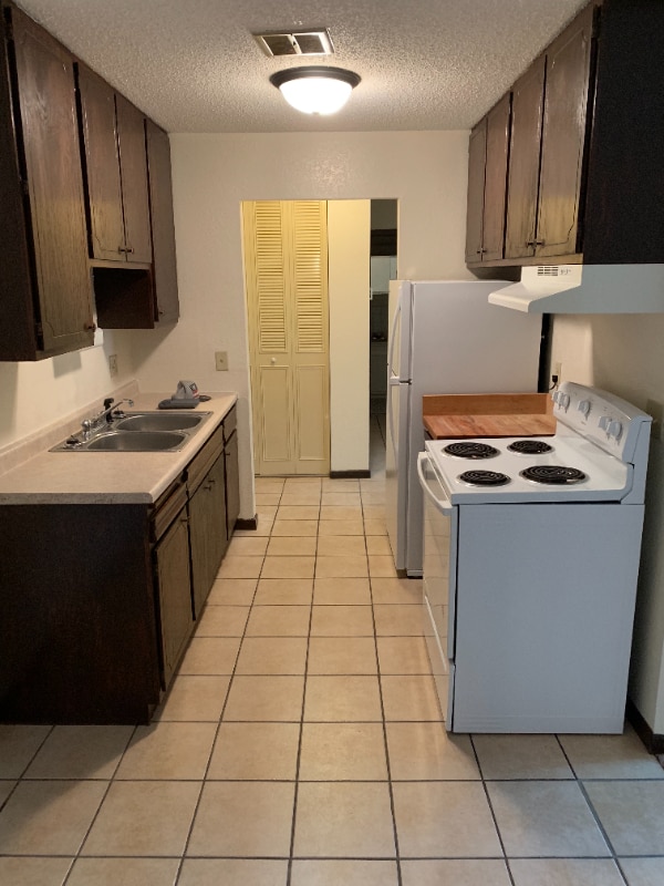 Photo - 995 St Albans St N Unit 203