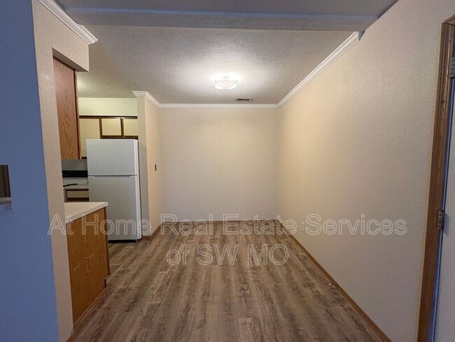 Photo - 714 E Bain St