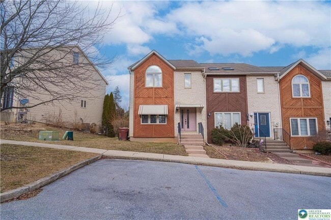 Photo - 125 Cornerstone Pl